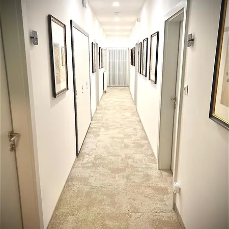 Otel Genta